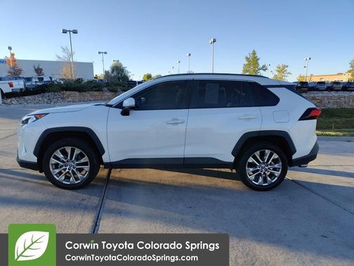 2021 Toyota RAV4 XLE Premium