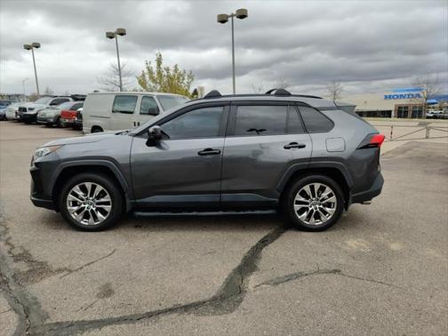 2021 Toyota RAV4 XLE Premium