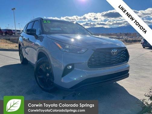 2025 Toyota Highlander Hybrid XLE