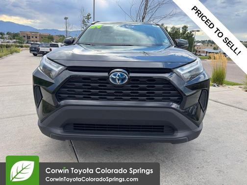 2024 Toyota RAV4 Hybrid XLE