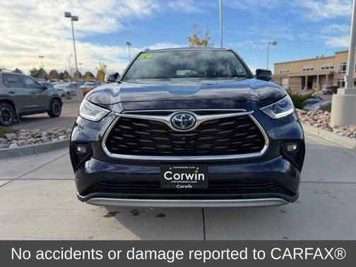 2024 Toyota Highlander Hybrid Platinum