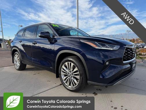 2024 Toyota Highlander Hybrid Platinum