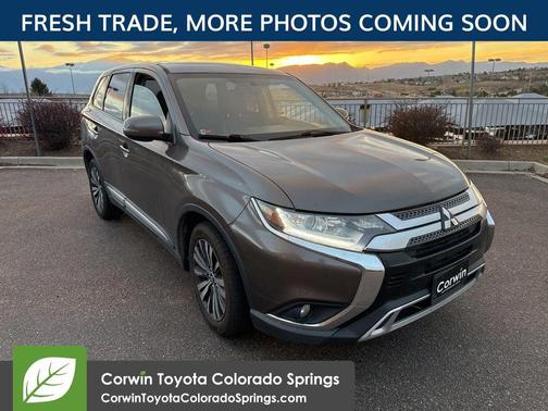 2019 Mitsubishi Outlander SE