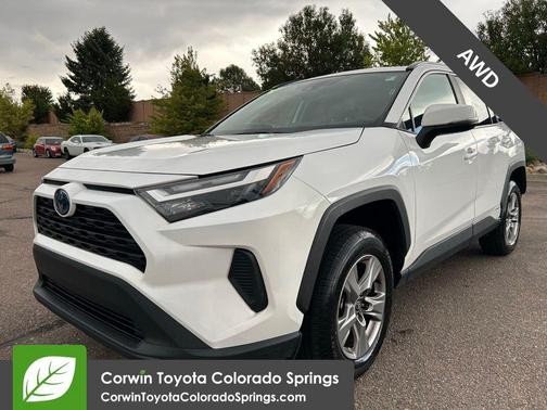 2024 Toyota RAV4 Hybrid XLE