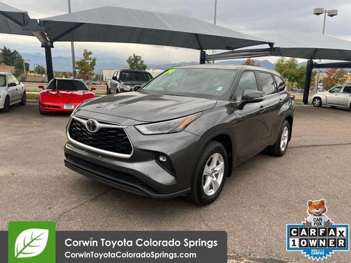 2024 Toyota Highlander LE I4