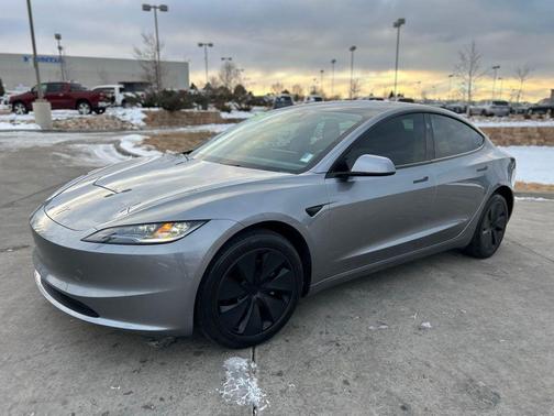 2025 Tesla Model 3 Long Range