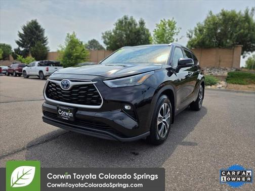 2022 Toyota Highlander Hybrid XLE