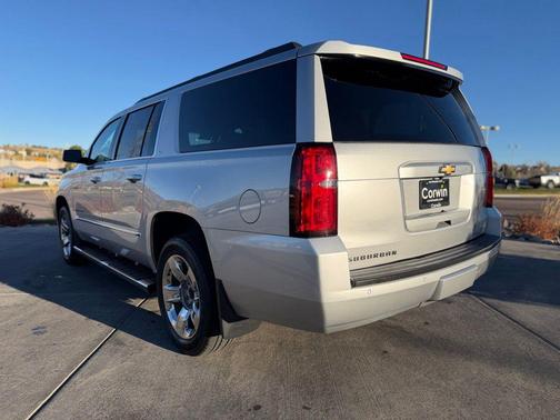 2016 Chevrolet Suburban LT