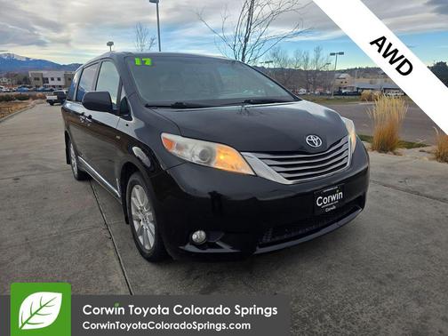 2017 Toyota Sienna XLE
