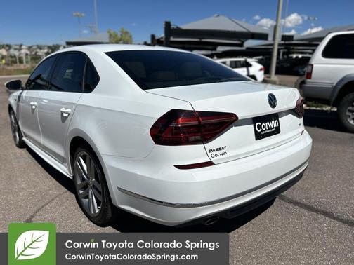 2018 Volkswagen Passat 2.0T R-Line