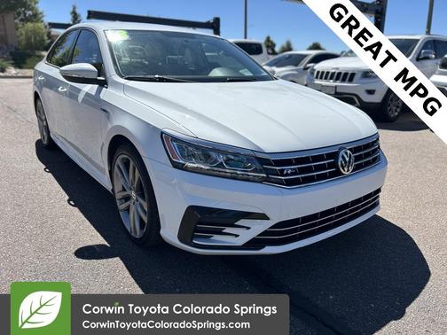 2018 Volkswagen Passat 2.0T R-Line