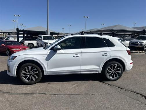 2024 Audi Q5 45 S line Premium Plus