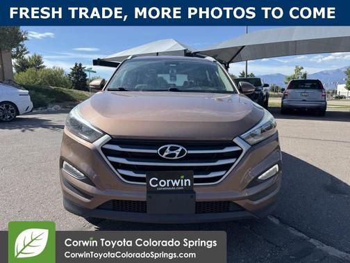 2017 Hyundai TUCSON SE Plus