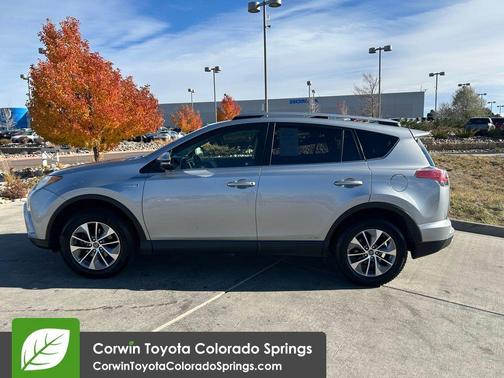 2017 Toyota RAV4 Hybrid XLE