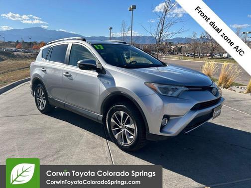 2017 Toyota RAV4 Hybrid XLE
