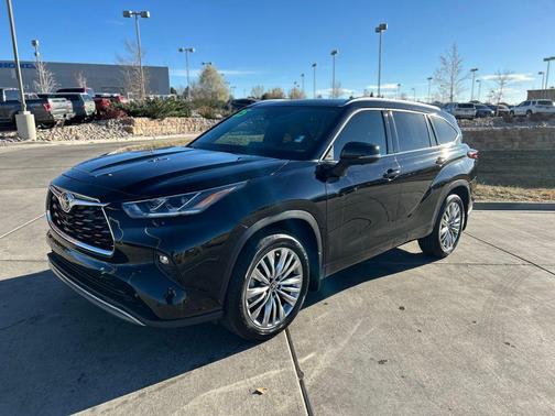 2026 Toyota Highlander Platinum