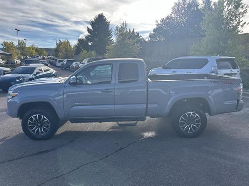 2020 Toyota Tacoma TRD Sport