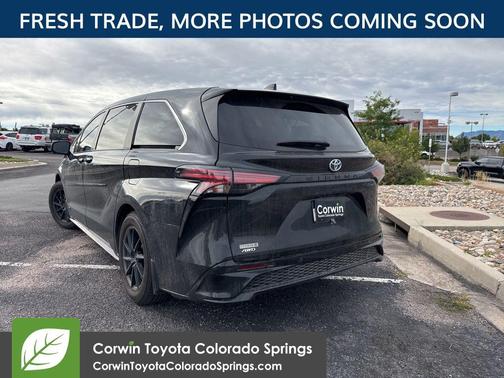 2021 Toyota Sienna XSE 7 Passenger