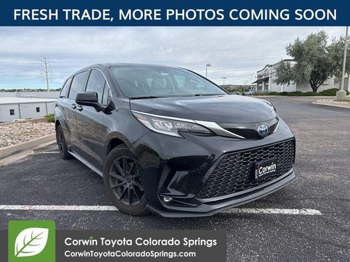 2021 Toyota Sienna XSE 7 Passenger