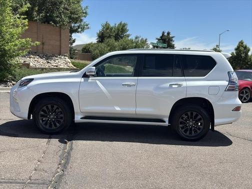 2023 Lexus GX 460 Premium