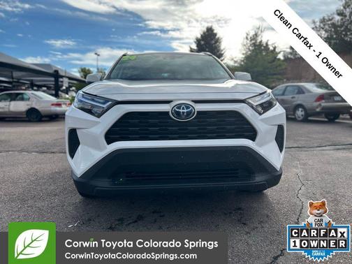 2024 Toyota RAV4 Hybrid XLE