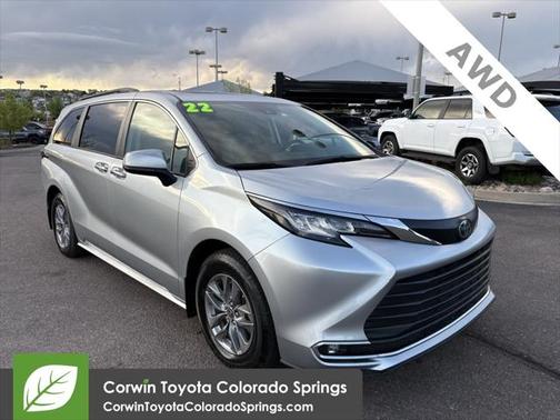 2022 Toyota Sienna XLE 7 Passenger