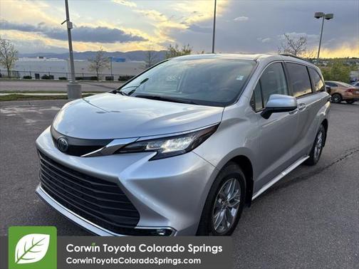 2022 Toyota Sienna XLE 7 Passenger