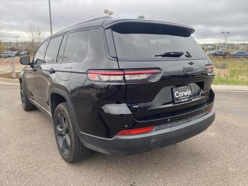 2022 Jeep Grand Cherokee L Altitude