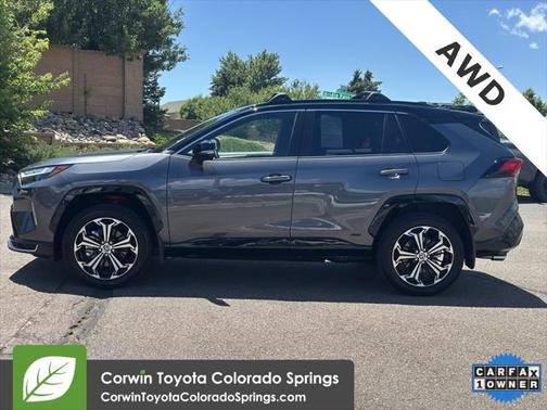 2025 Toyota RAV4 Hybrid SE