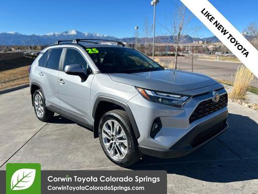 2025 Toyota RAV4 XLE Premium
