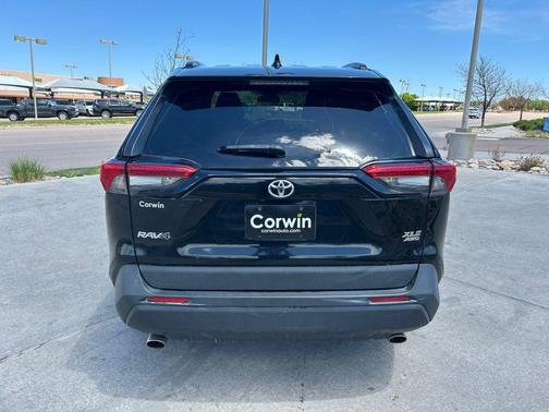 Midnight Black Metallic 2021 Toyota RAV4 XLE