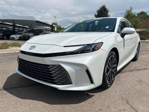 2025 Toyota Camry XLE