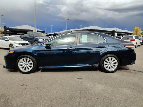 2018 Toyota Camry LE