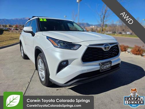 2022 Toyota Highlander LE