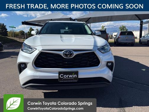 2022 Toyota Highlander LE