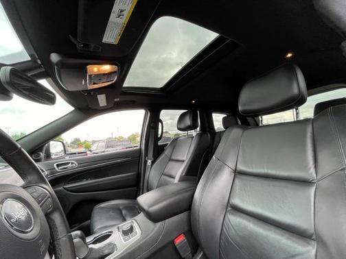 Photo 5 of 19 of 2019 Jeep Grand Cherokee Limited