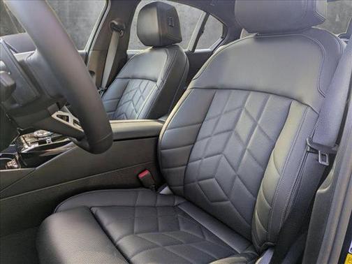 2025 BMW i5 xDrive40