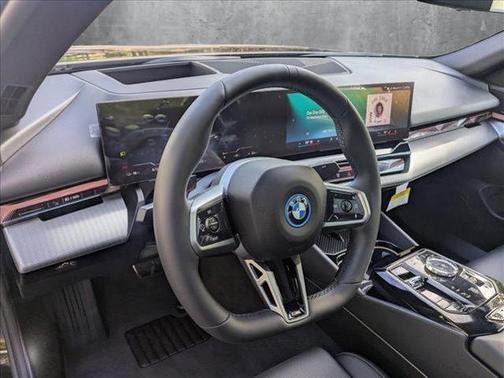 2025 BMW i5 xDrive40