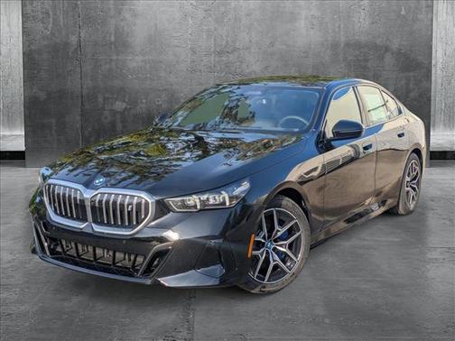 2025 BMW i5 xDrive40