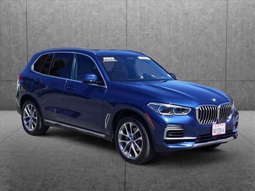 Photo 3 of 24 of 2019 BMW X5 xDrive40i