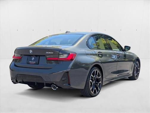 2025 BMW 330 i