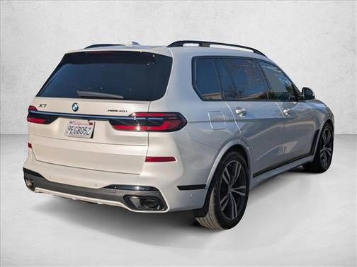 2023 BMW X7 xDrive40i