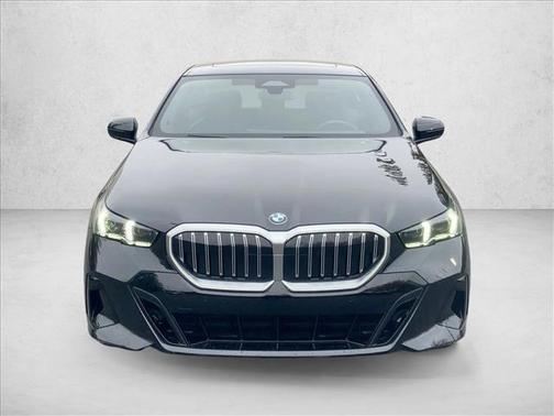 2025 BMW 530 xDrive
