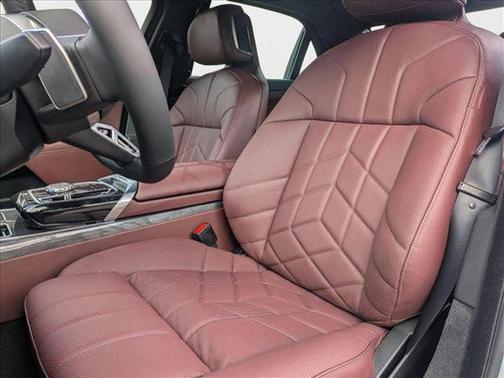 2025 BMW i7 eDrive50