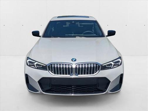 2025 BMW 330 i xDrive