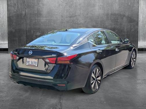 2021 Nissan Altima 2.5 SV