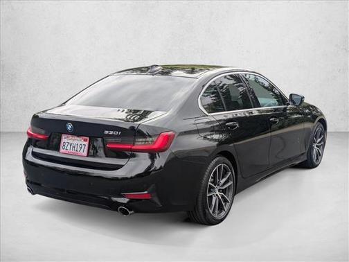 2022 BMW 330 330i