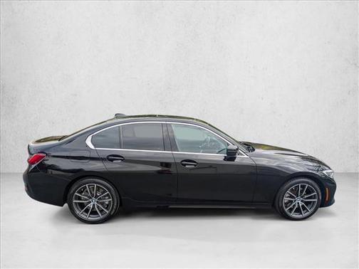 2022 BMW 330 330i
