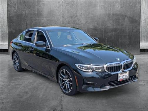 2020 BMW 330 330i