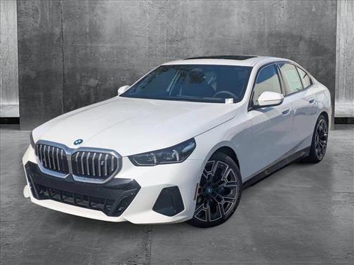 2025 BMW i5 eDrive40